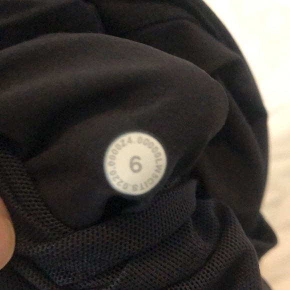 Lululemon pants - Picture 7 of 7